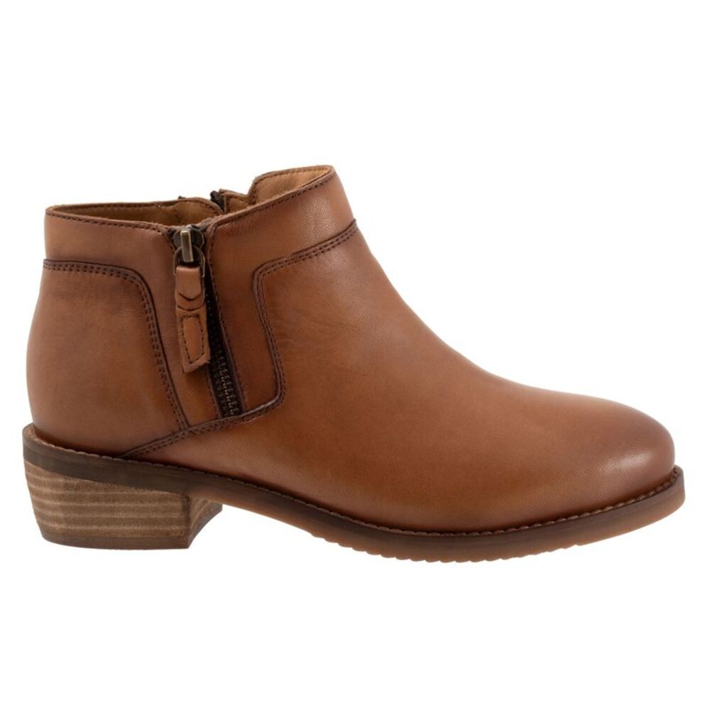 Softwalk Womens Rubi Brown Boots (NWT)